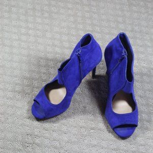 Gianni Bini Size 7.5 Electric Blue Peep Toe 4" Heeled Ankle Boot Shoes